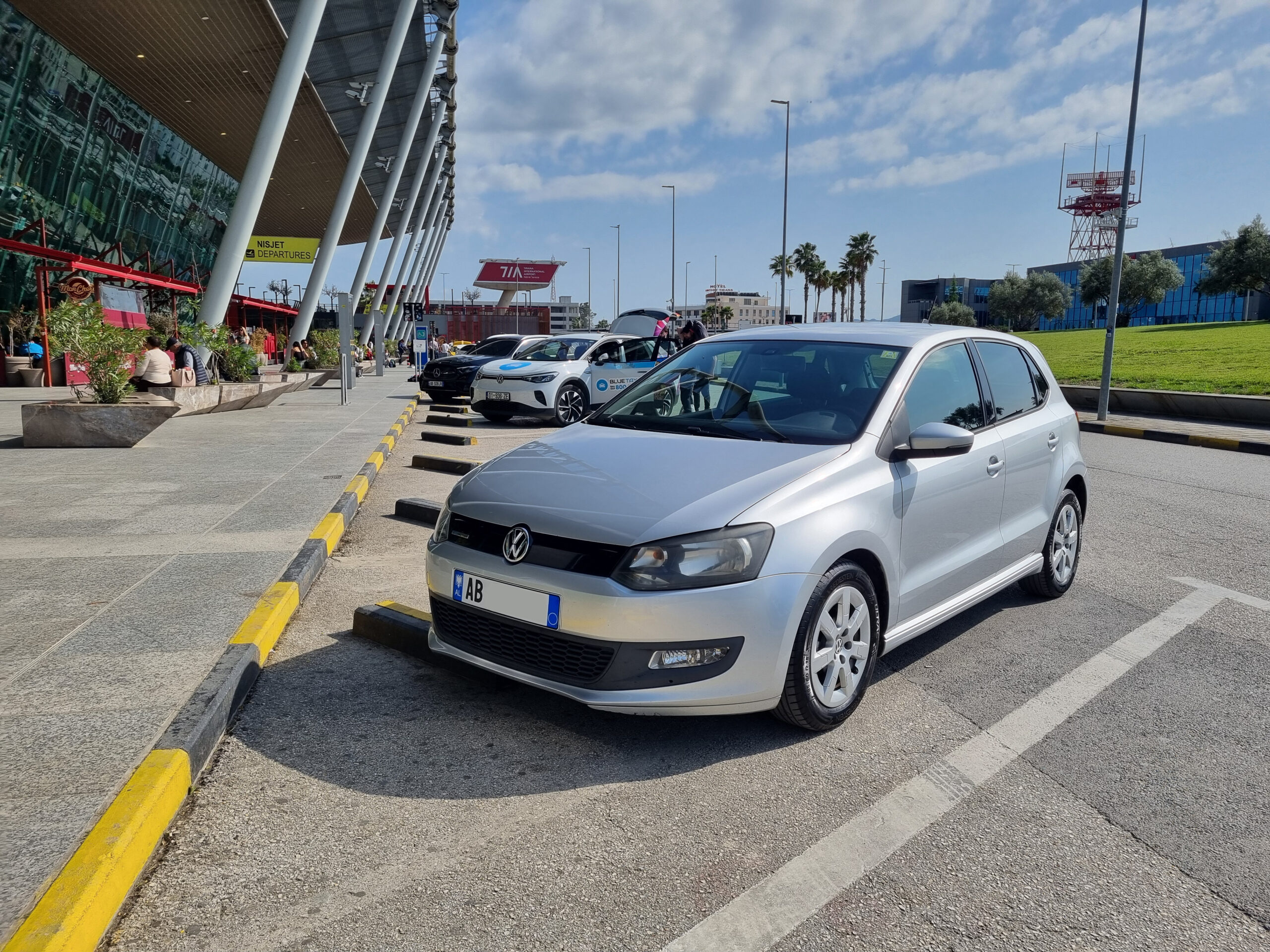 VW Polo – Grey 1