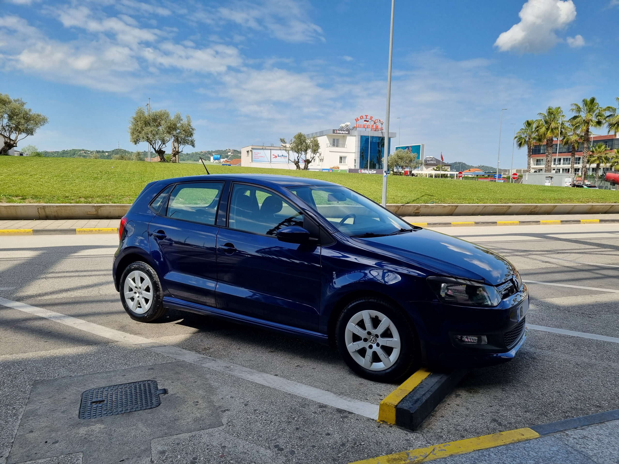 VW Polo – Blue 1