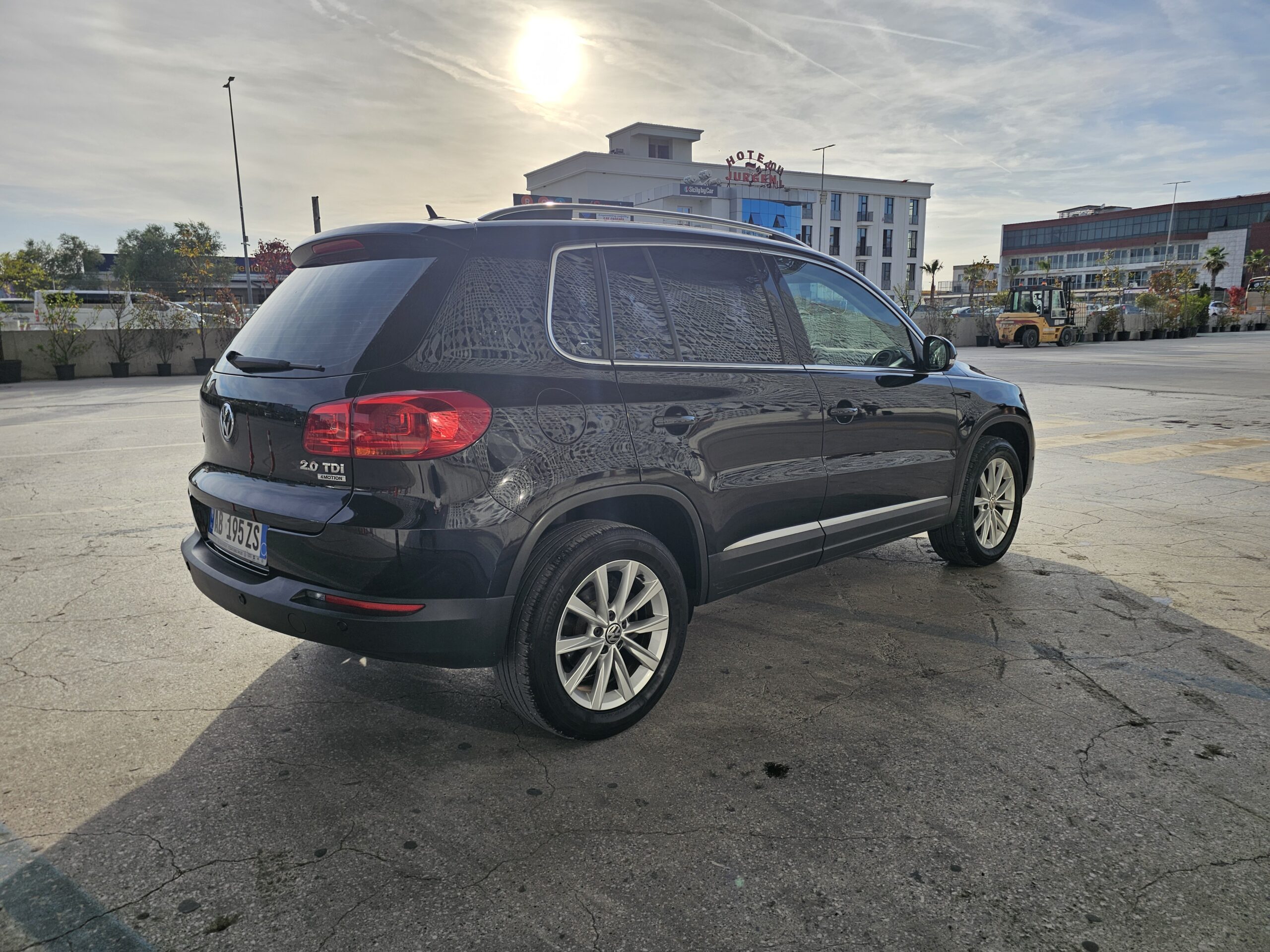 VW Tiguan 4