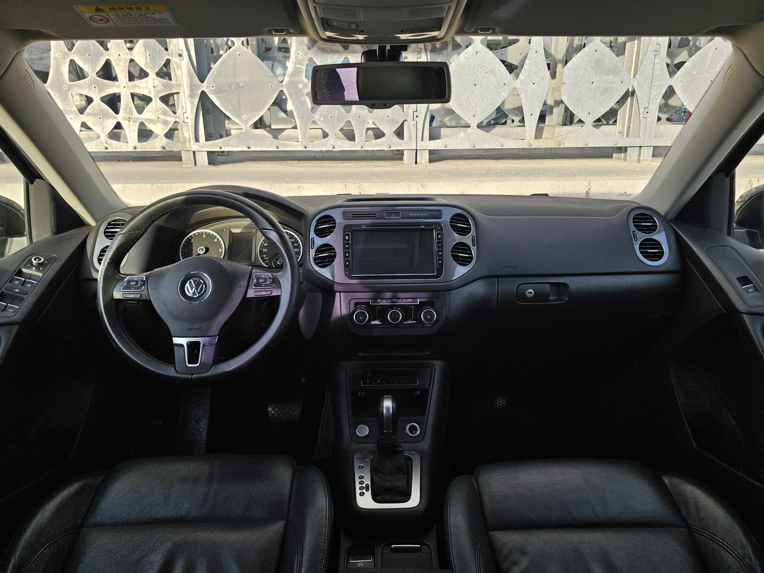 VW Tiguan 6